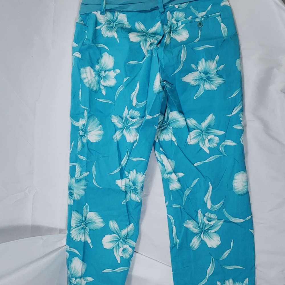 Jones NY Signature Turquoise Capris - Picture 3 of 5